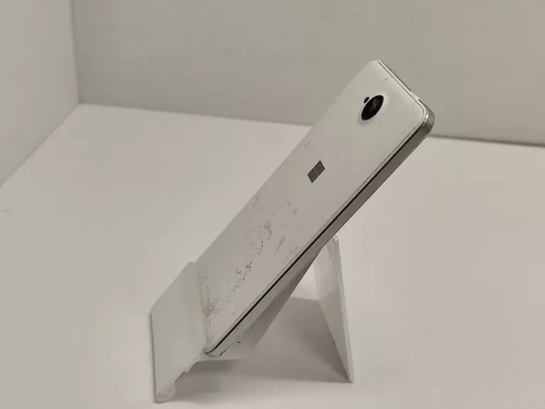 TELEFON MICROSOFT LUMIA 650