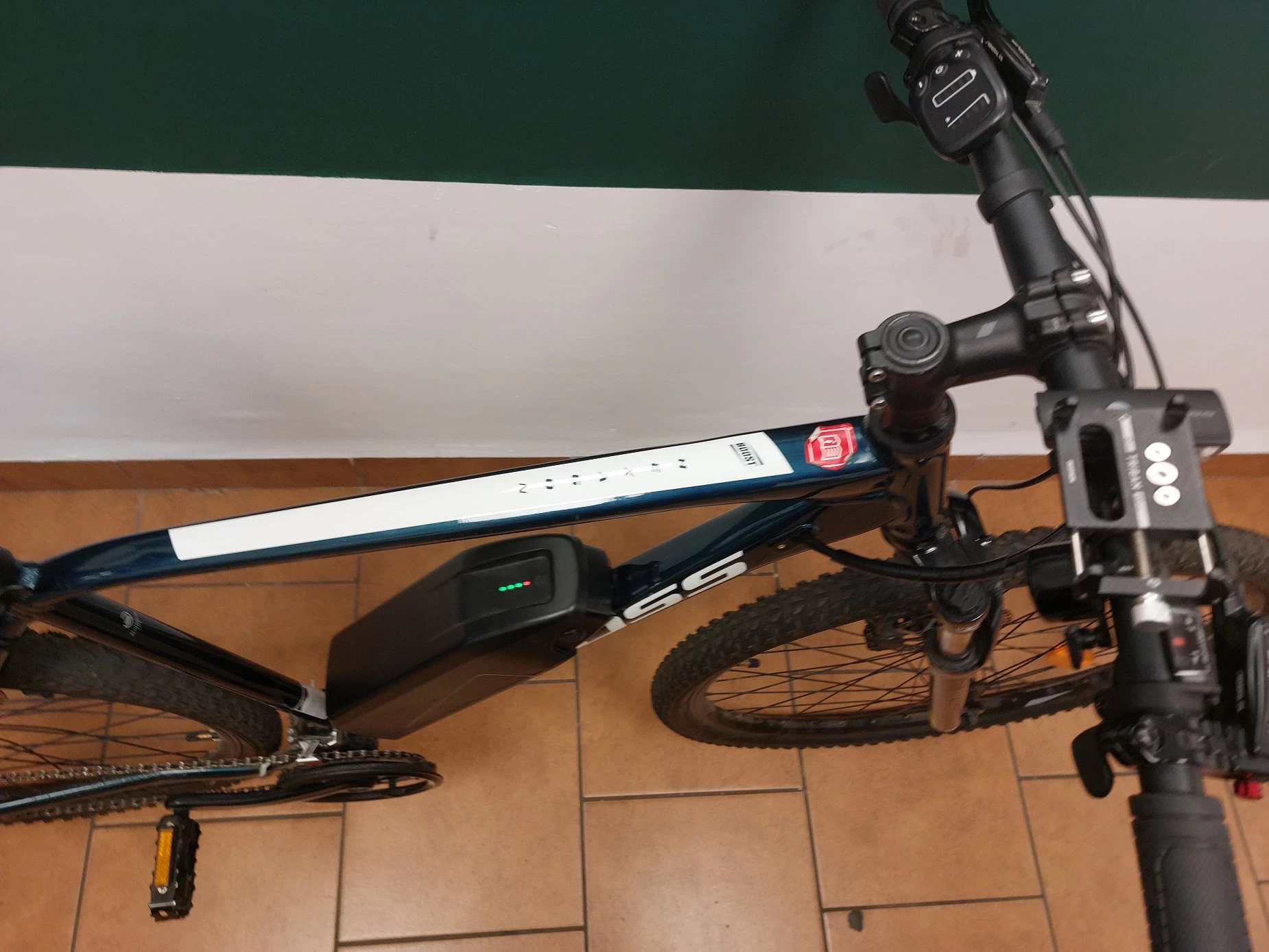 rower-elektryczny-gorski-kross-hexagon-boost-kod-producenta-krhbzz29x21m004423