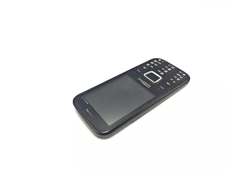 TELEFON MAXCOM MM238 3G SOLO