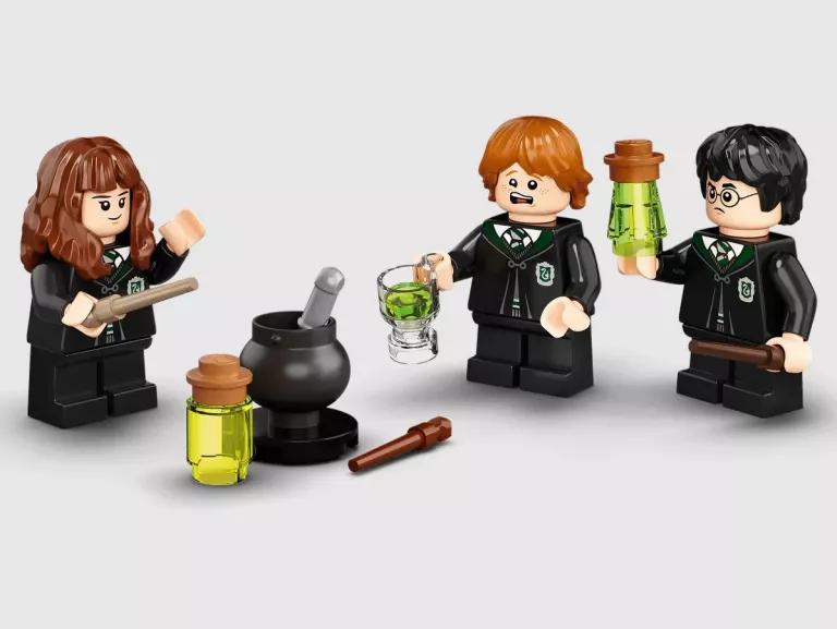LEGO 76386 HARRY POTTER POMYŁKA Z ELIKSIREM ZESTAW