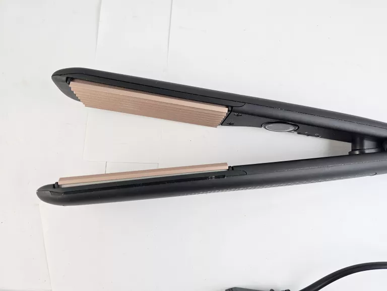 KARBOWNICA REMINGTON CERAMIC CRIMP 220