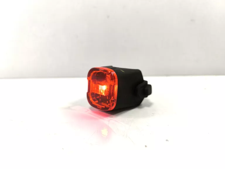 LAMPA ROWEROWA TYLNA USB