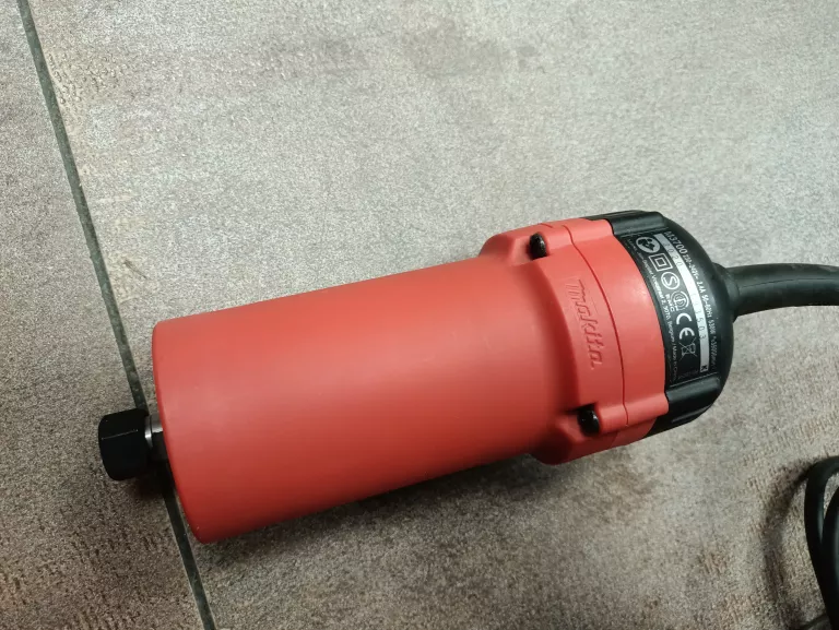 FREZARKA MAKITA M3700 530W + AKCESORIA