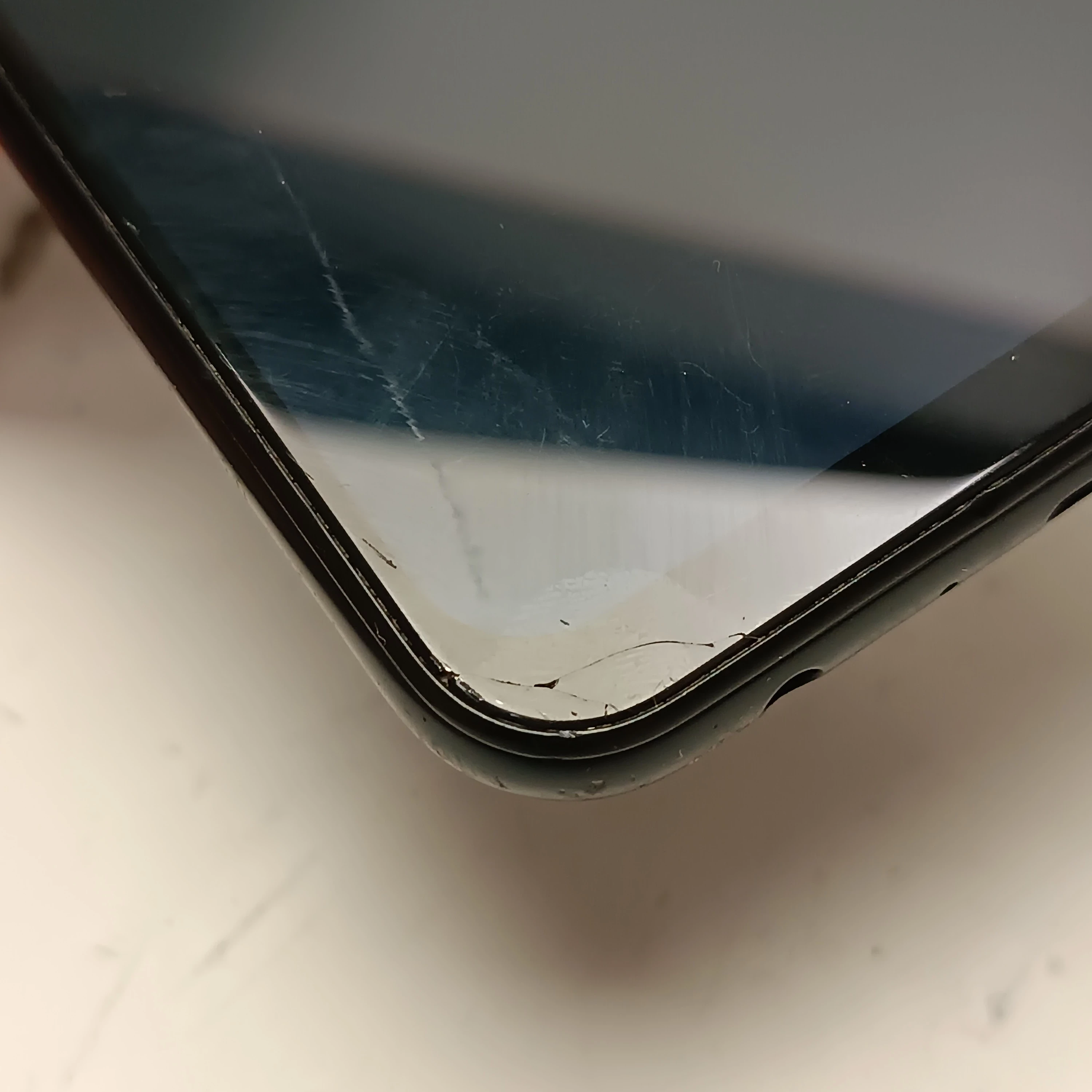 telefon-samsung-galaxu-m34-5g-zbity-rog-pamiec-ram-202865-214117