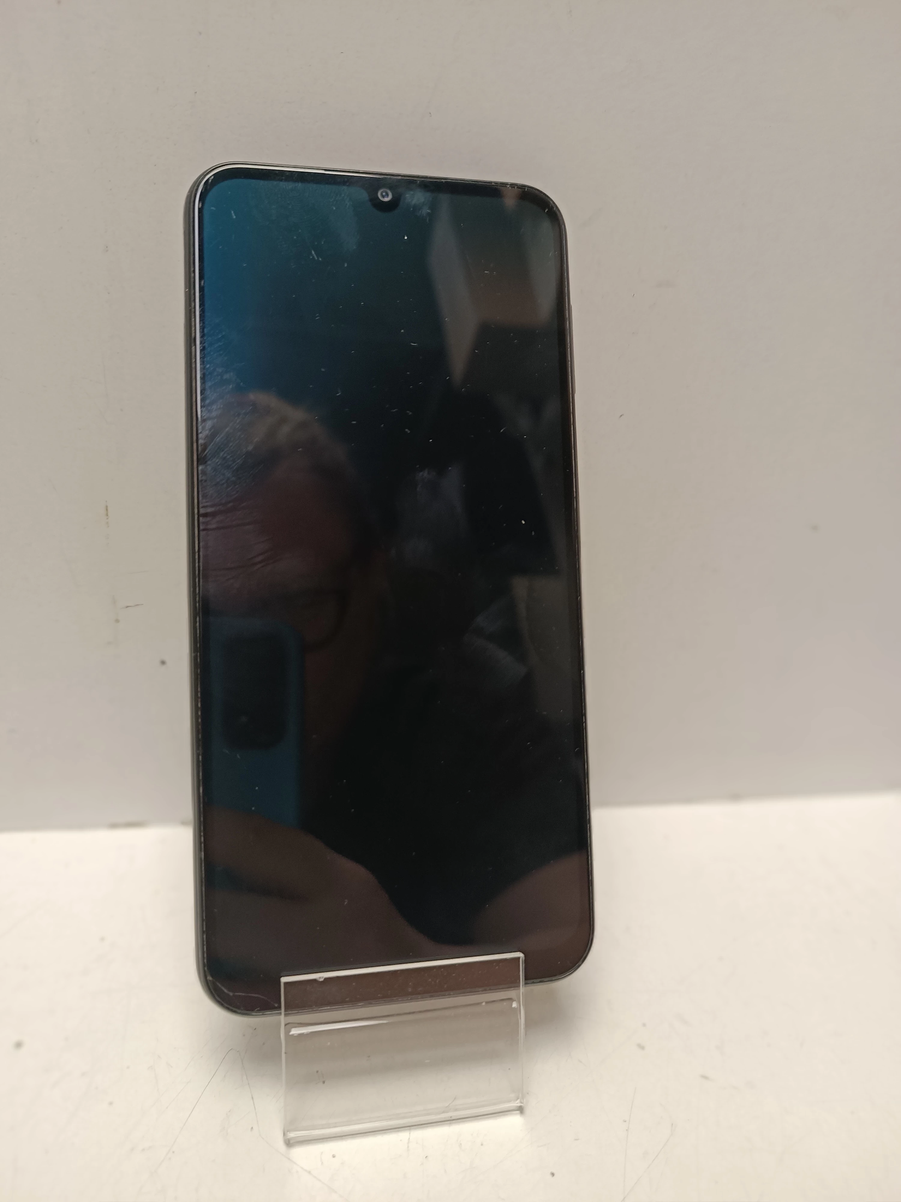 telefon-samsung-galaxu-m34-5g-zbity-rog-kod-producenta-sm-m346bdbfxeo