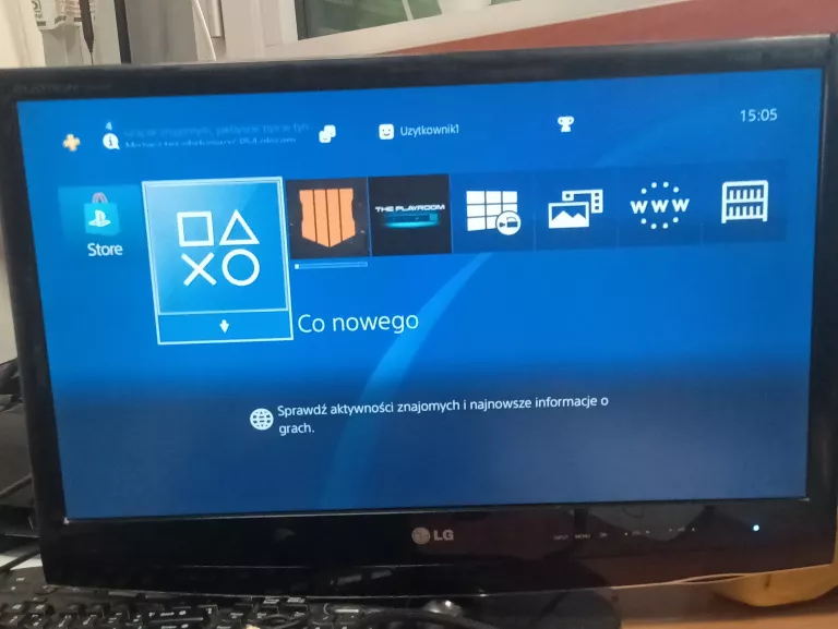 KONSOLA PS4 500GB CUH-1216A 500GB + 1 PAD, 1 GRA, KABLE