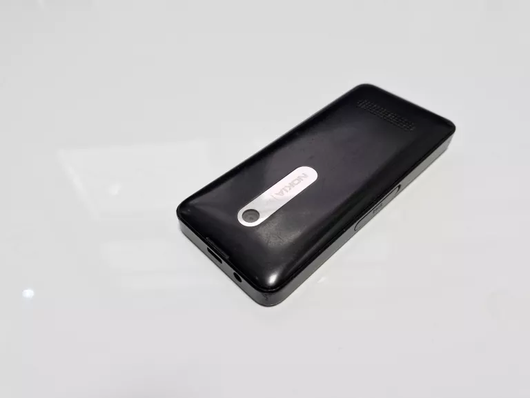 NOKIA 301 KLASYCZNY TELEFON NA GUZIKI