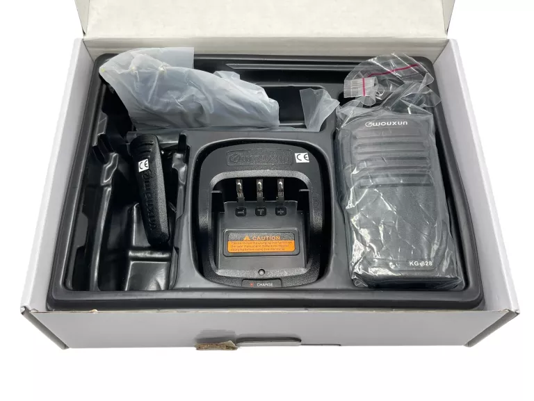 WOUXUN KG-828 RADIOTELEFON RĘCZNY 10W 400-480MHZ
