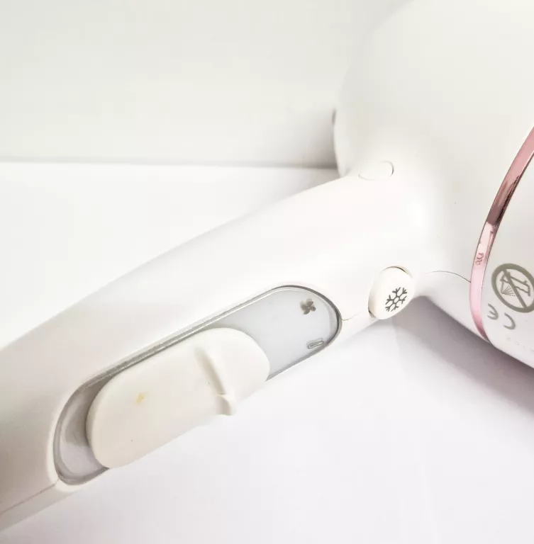 SUSZARKA DO WŁOSÓW PHILIPS SENSELQ BHD 628