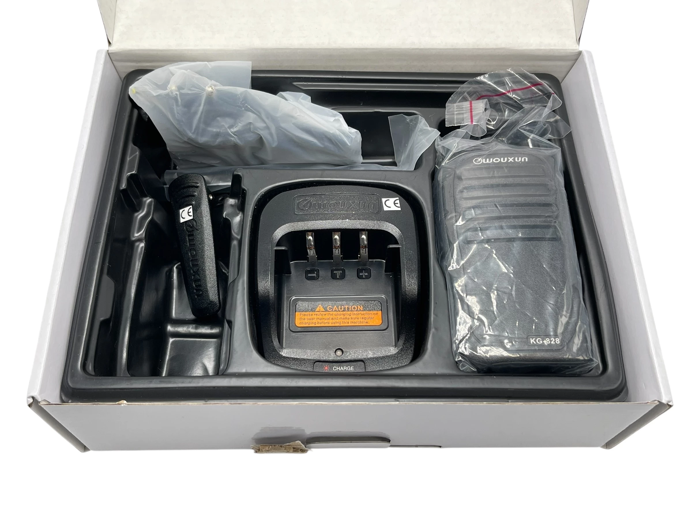 wouxun-kg-828-radiotelefon-reczny-10w-400-480mhz-stan-11323-2