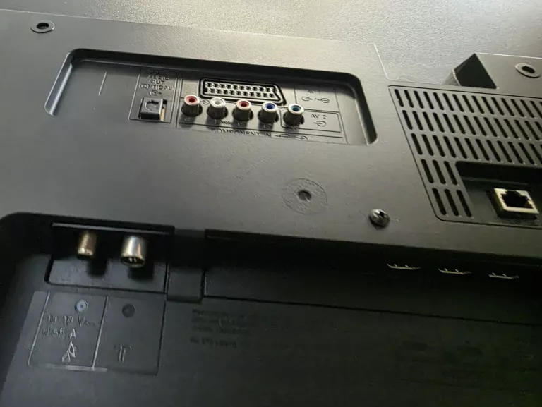 TELEWIZOR SONY KDL-48W605B + PILOT