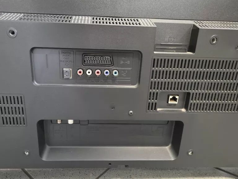 TELEWIZOR SONY KDL-48W605B + PILOT