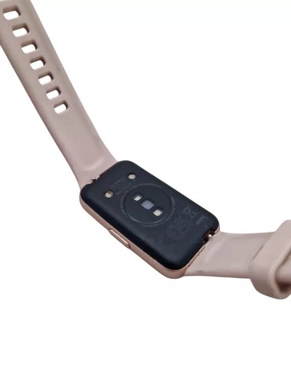 ZEGAREK SMARTWATCH HUAWEI BAND 7 + ŁADOWARKA