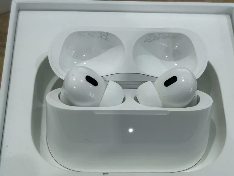 SŁUCHAWKI AIRPODS PRO 2 GENERACJI KOMPLET