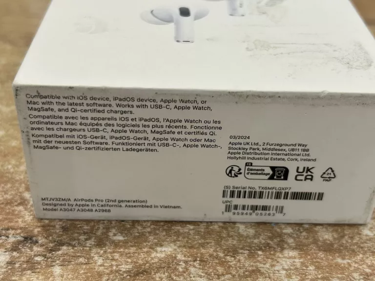SŁUCHAWKI AIRPODS PRO 2 GENERACJI KOMPLET
