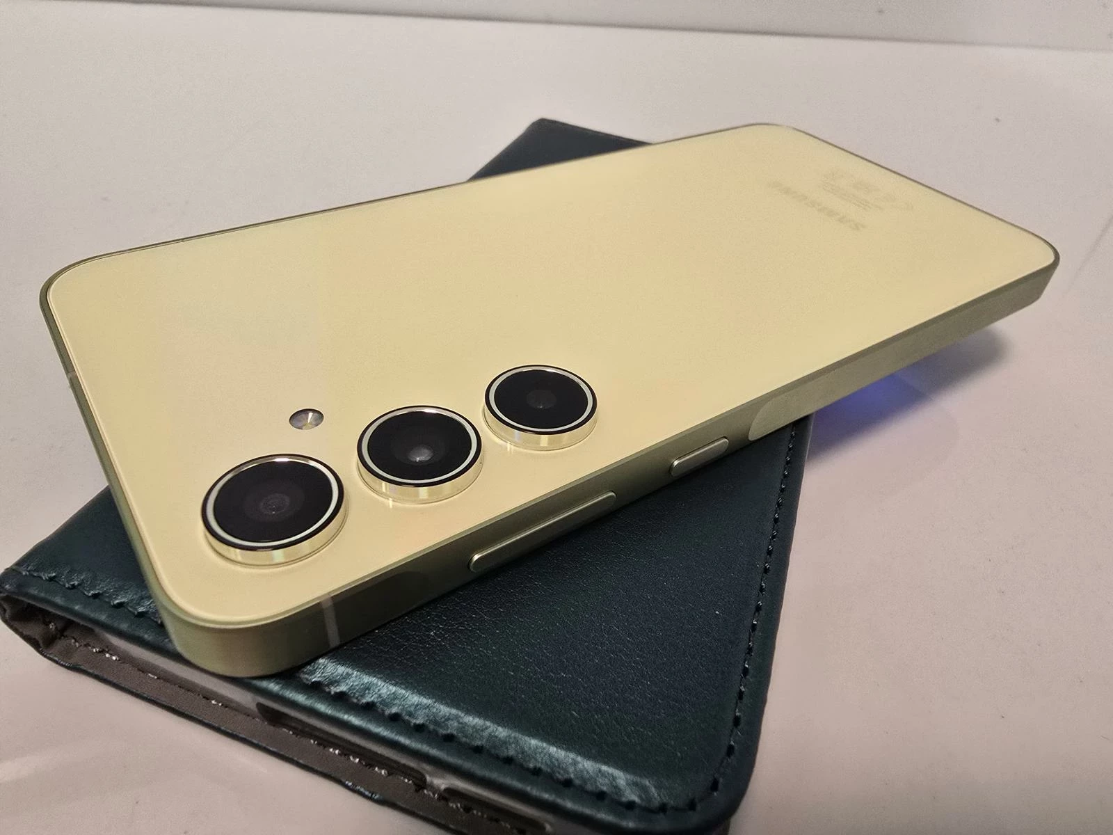 telefon-samsung-galaxy-a55-8128gb-opis-wbudowana-pamiec-202869-214189