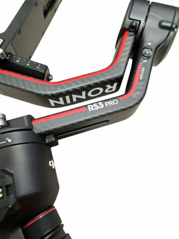 GIMBAL DJI RS 3 PRO COMBO + AKCESORIA GW: 08/05/2024 FUTERAŁ