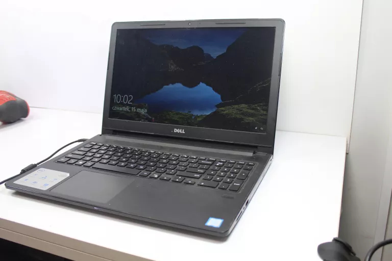 LAPTOP DELL VOSTRO 15 I3 / 4GB RAM 128GB SSD ( BATERIA DO WYMIANY)