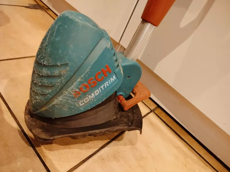 PODKASZARKA BOSCH ART 2600 COMBITRIM 450W 96DB