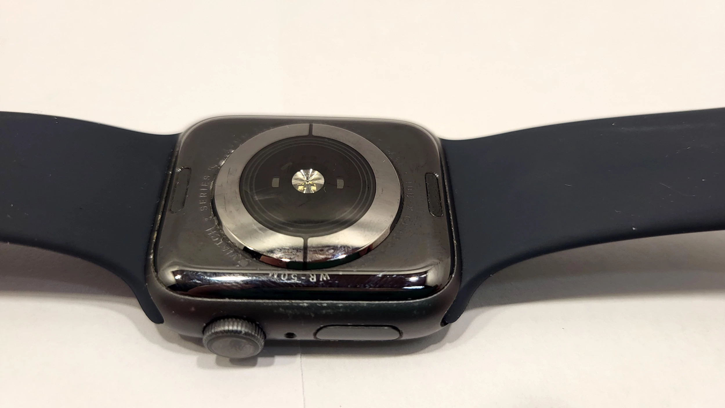 apple-watch-series-9-gps-koperta-45mm-aluminium-polnoc-pasek-sportowy-ml-wysokosc-koperty-4100