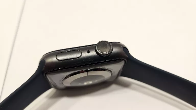 apple-watch-series-9-gps-koperta-45mm-aluminium-polnoc-pasek-sportowy-ml-dlugosc-paska-bransolety-3800