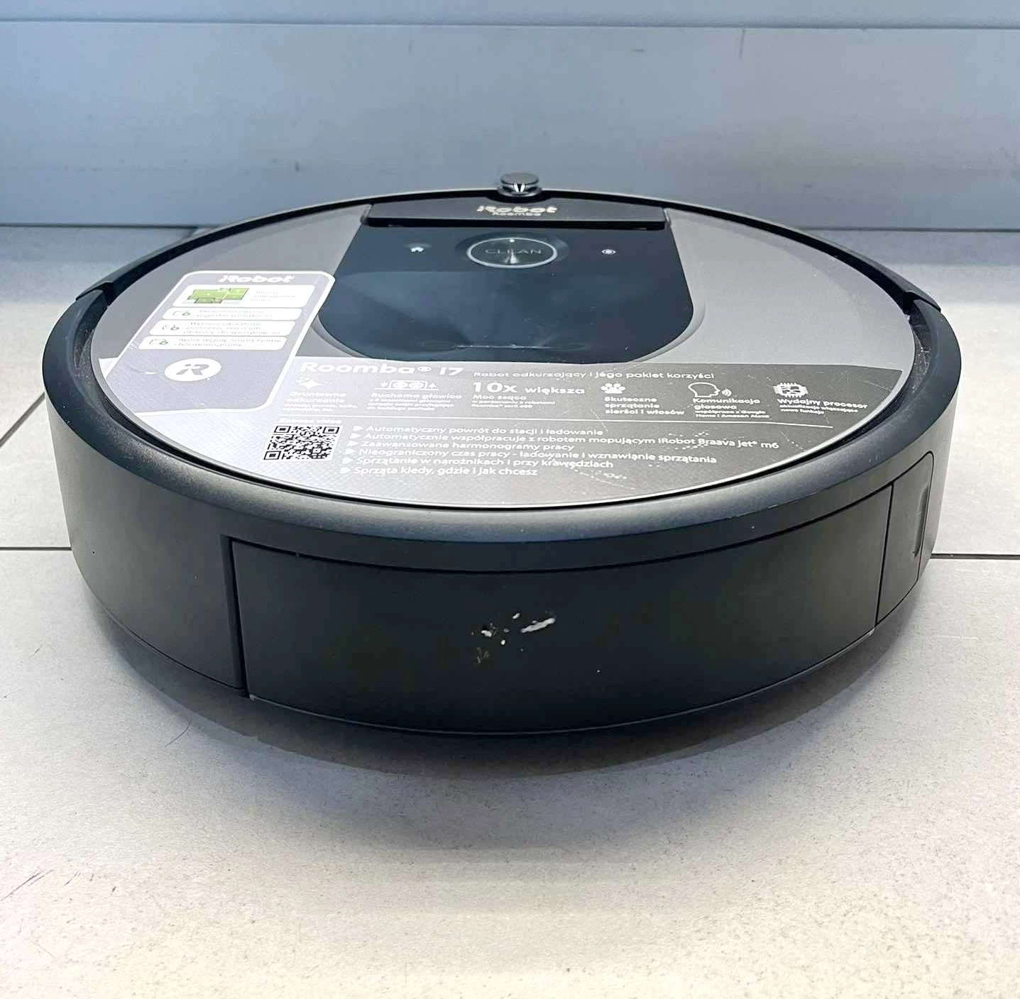 robot-sprzatajacy-irobot-roomba-i7-srebrny-stan-11323-2