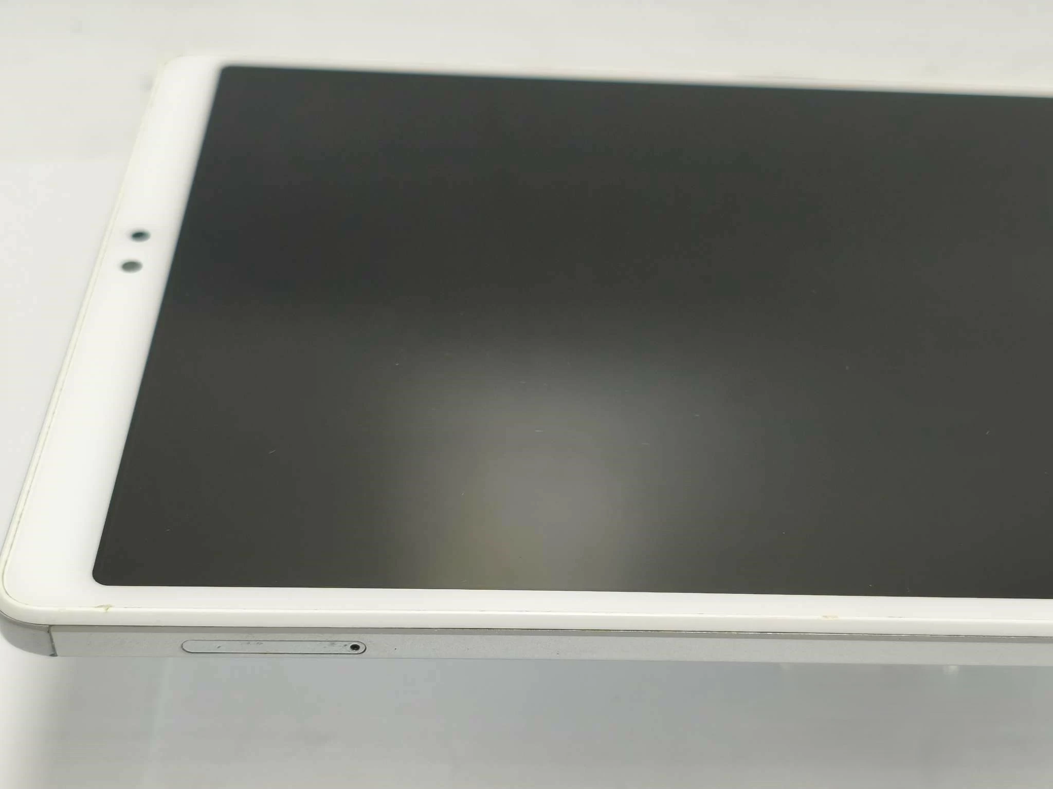 tablet-samsung-tab-a7-lite-t220-pudelko-ladowarka-komunikacja-219-256