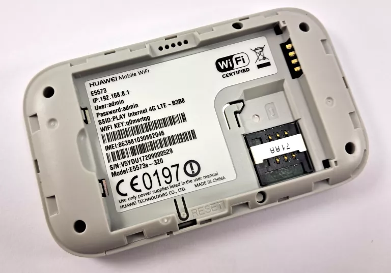 ROUTER MOBILNY NA KARTĘ HUAWEI E5573 4G LTE