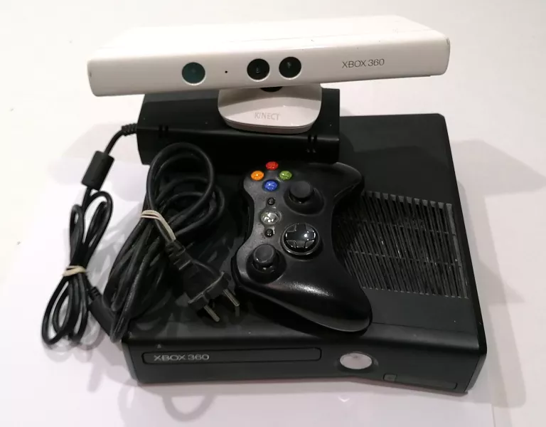 KONSOLA XBOX 360 S DYSK 320GB