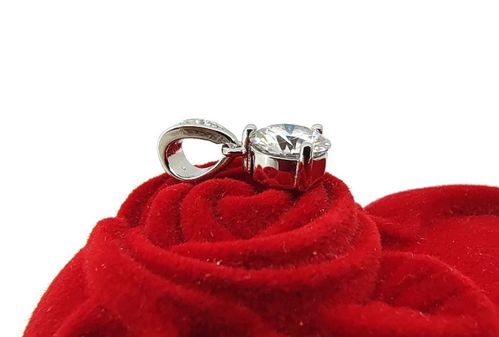 delikatna-srebrna-zawieszka-z-cyrkonia-p925-083-g-material-15835-4