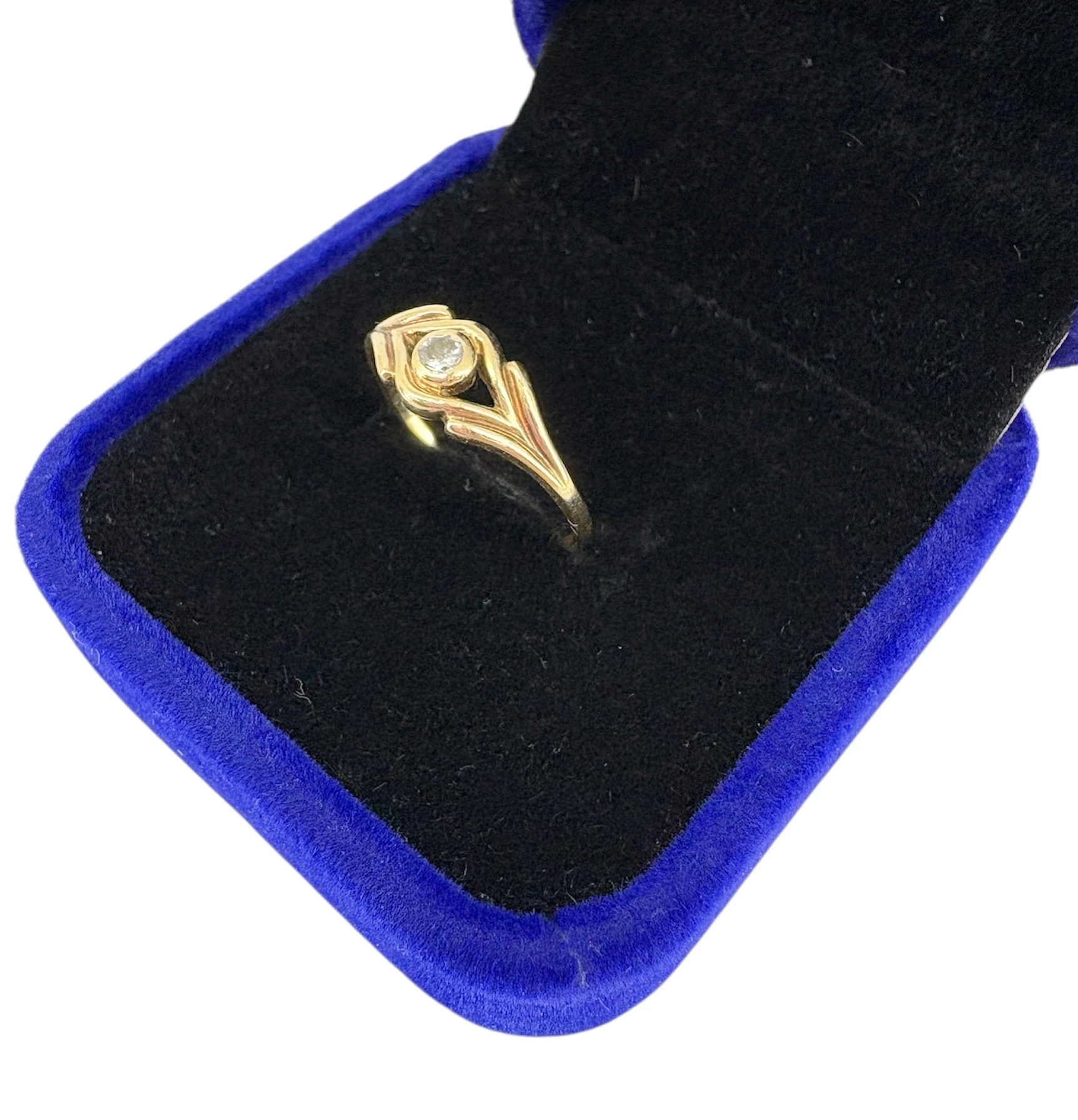 zloty-pierscionek-126g-585-r11-material-15835-2