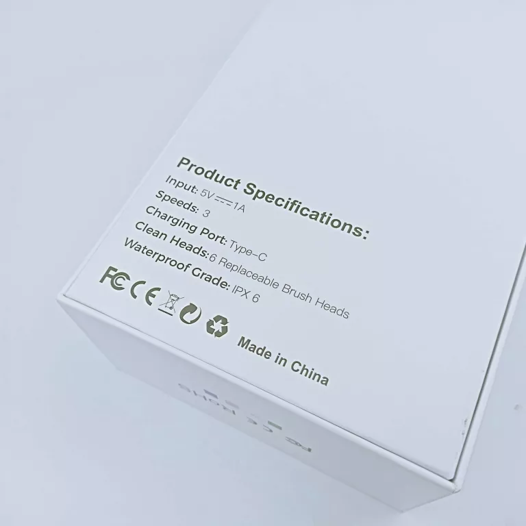 ELEKTRYCZNA SZCZOTECZKA SONICZNA DO MYCIA MASAŻ PEELING TWARZY 6 NAKŁADEK