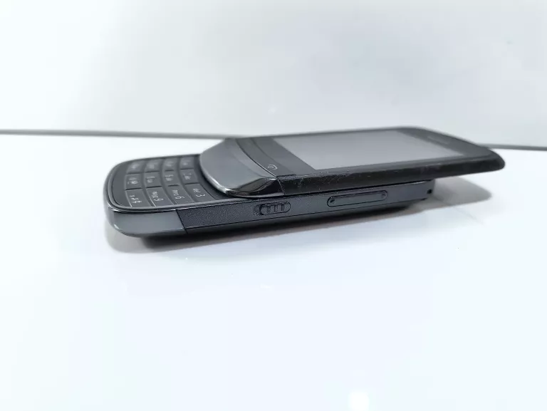TELEFON KOMÓRKOWY NOKIA C2-02 16 MB / 10 MB 2G CZARNY