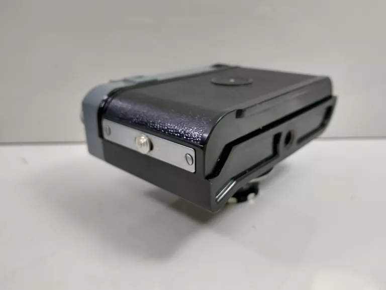 ANALOGOWY APARAT FOTOGRAFICZNY SMIENA 8 W ETUI