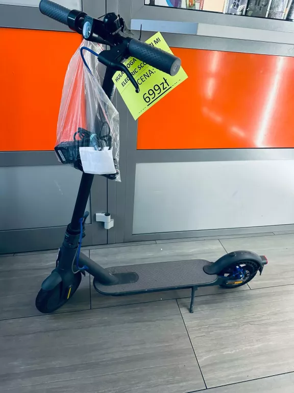 HULAJNOGA XIAOMI MI ELECTRIC SCOOTER 3
