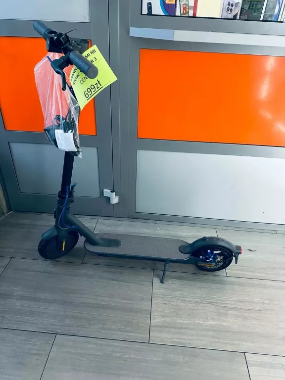 HULAJNOGA XIAOMI MI ELECTRIC SCOOTER 3