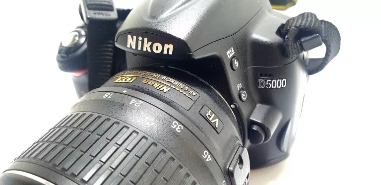 aparat-nikon-d5000-18-55mm-przebieg-11264futeralwodoodporne-etui-stanbdb-jakosc-video-206962-228942