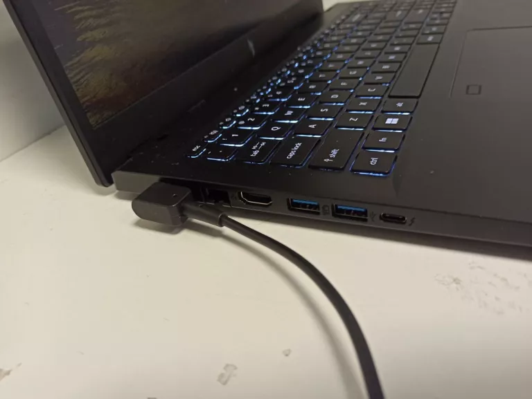LAPTOP NITRO 5 16 GB ŁADOWARKA PARAGON TORBA