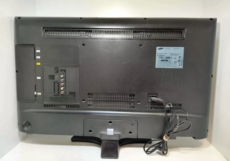 TV SAMSUNG UE32J41000AWXXH + PILOT