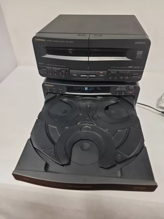 WIEŻA TECHNICS SE-CH 610