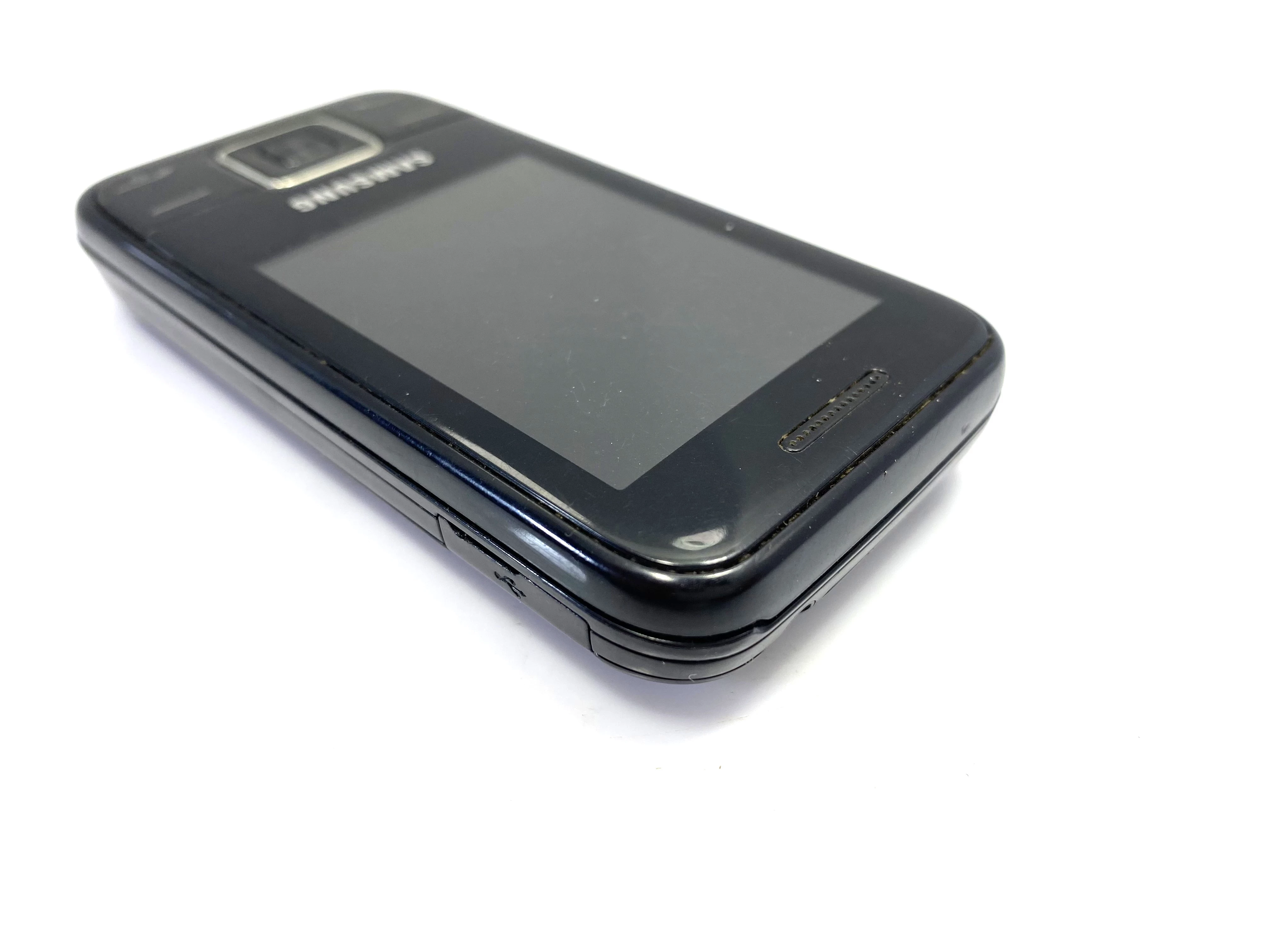 telefon-samsung-e250-gt-e2600-ean-gtin-8806071709147