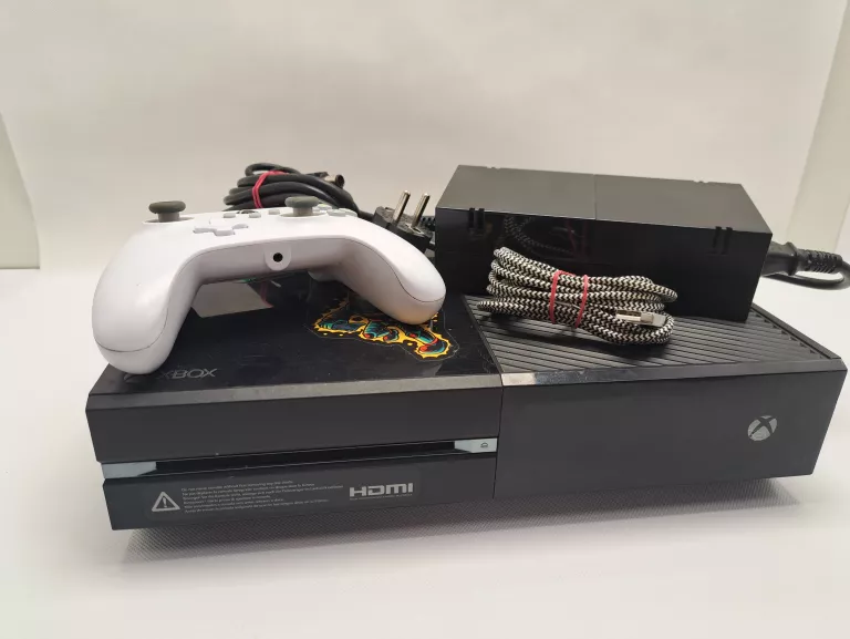KONSOLA XBOX ONE MODEL 1540 500GB