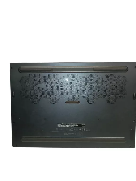 LAPTOP MSI DELTA 15 15,6"/RYZEN9/32GB/1TB/WIN11