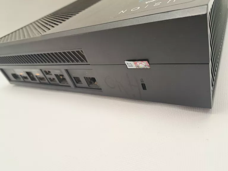 KONSOLA XBOX ONE MODEL 1540 500GB