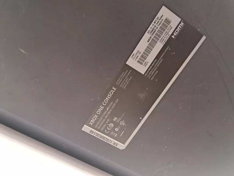 KONSOLA XBOX ONE MODEL 1540 500GB