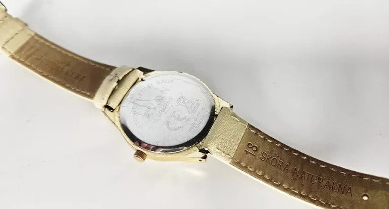 ZEGAREK AVON SR626SW