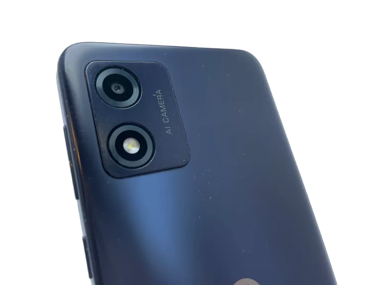 MOTOROLA MOTO E14 2 GB / 64 GB