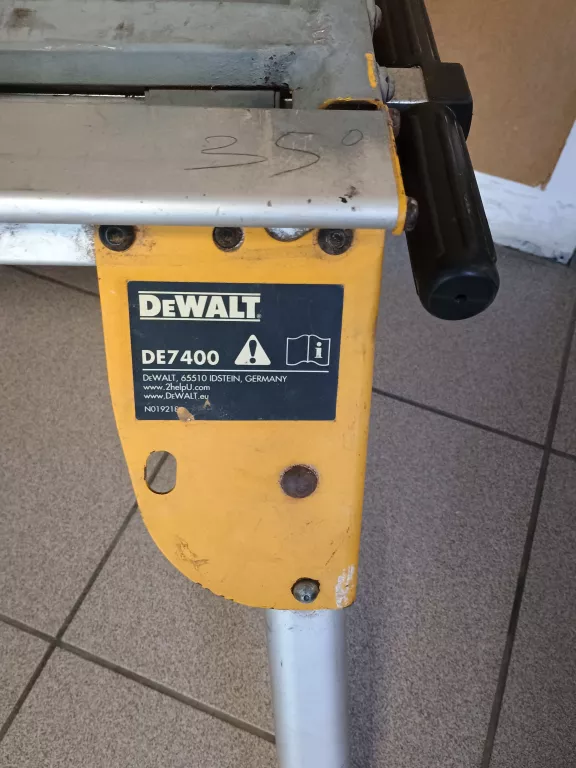ukosnica-z-posuwem-dewalt-dws777-de7400-stol-roboczy-ean-gtin-5035048636237