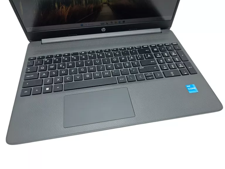 HP 15S-FQ2026NQ I3-1115G4/8GB/256GB SSD/WIN11 ZADBANY OKAZJA