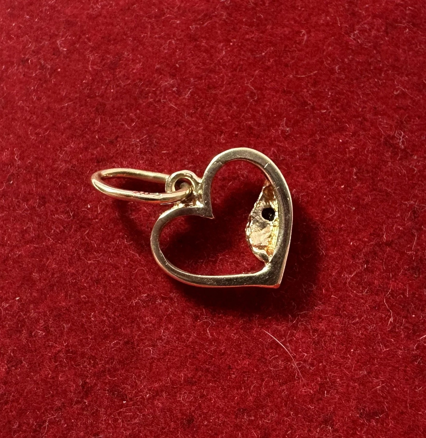 delikatna-zlota-zawieszka-seduszko-proby-585-062g-marka-226434-1704211